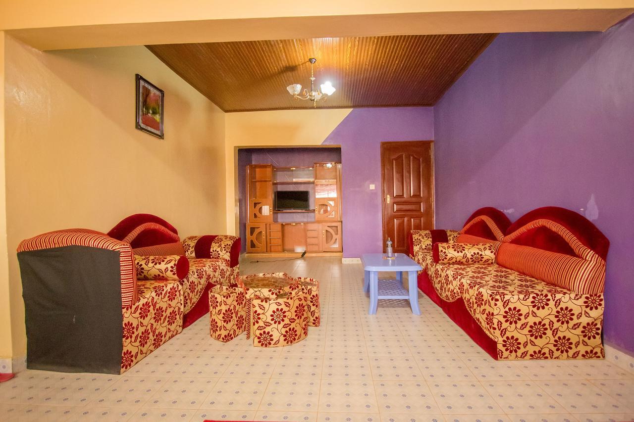 Grande Hotel Isiolo Ngoại thất bức ảnh