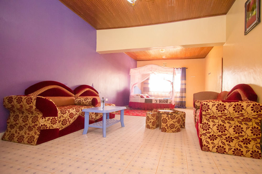 Grande Hotel Isiolo Ngoại thất bức ảnh